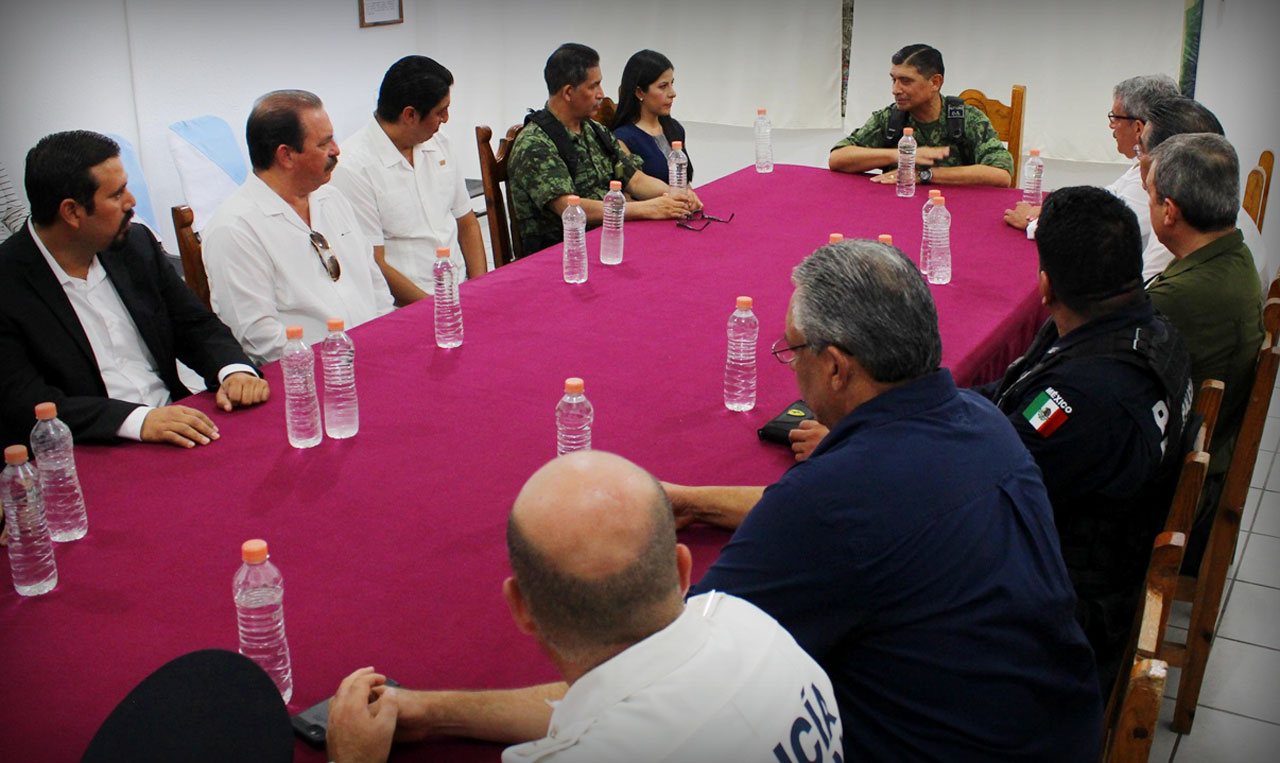Pide Lety Salazar a los nuevos mandos federales redoblar esfuerzos en seguridad Pide Lety Salazar a los nuevos mandos federales redoblar esfuerzos en seguridad