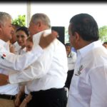 Inauguran gobernador y alcalde obras en el municipio