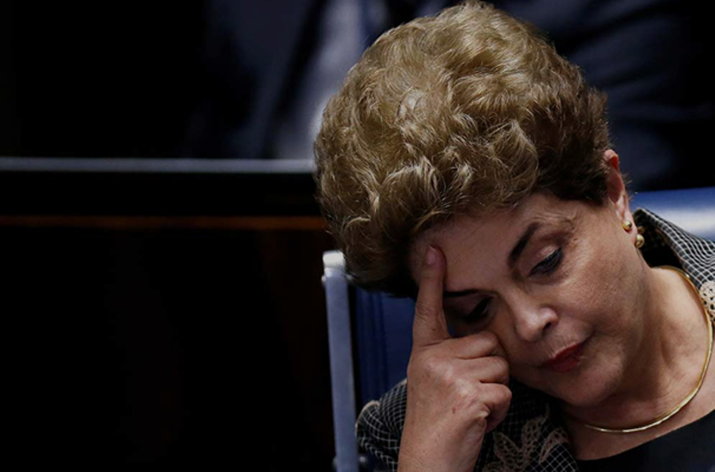 Senado brasileño inicia votación para decidir el futuro de Rousseff