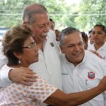 Inauguran Egidio Torre y Gustavo Torres pavimentación en colonia Morelos