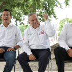 Inauguran Egidio Torre y Gustavo Torres pavimentación en colonia Morelos
