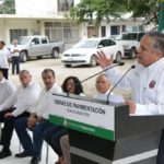 Inauguran Egidio Torre y Gustavo Torres pavimentación en colonia Morelos