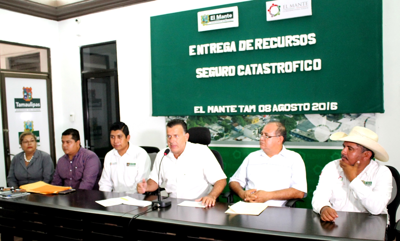 Entrega Pablo recursos del programa Seguro Catastrófico Entrega Pablo recursos del programa Seguro Catastrófico