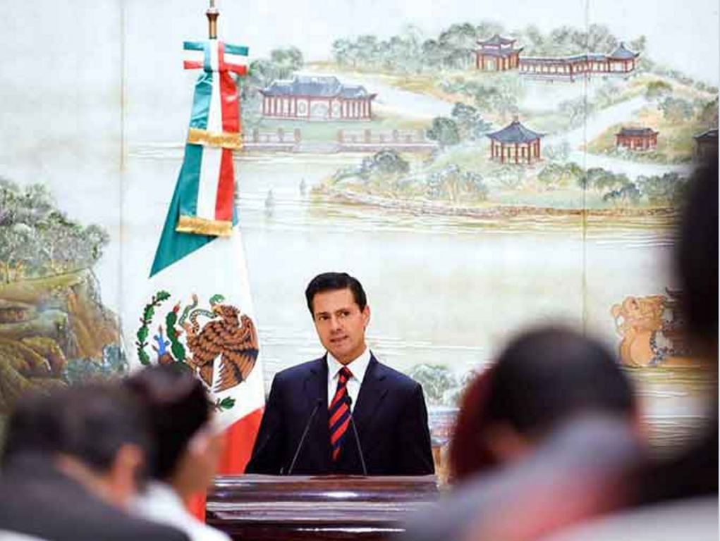 Legítimo definir el papel de México en la relación con EU: Peña Nieto