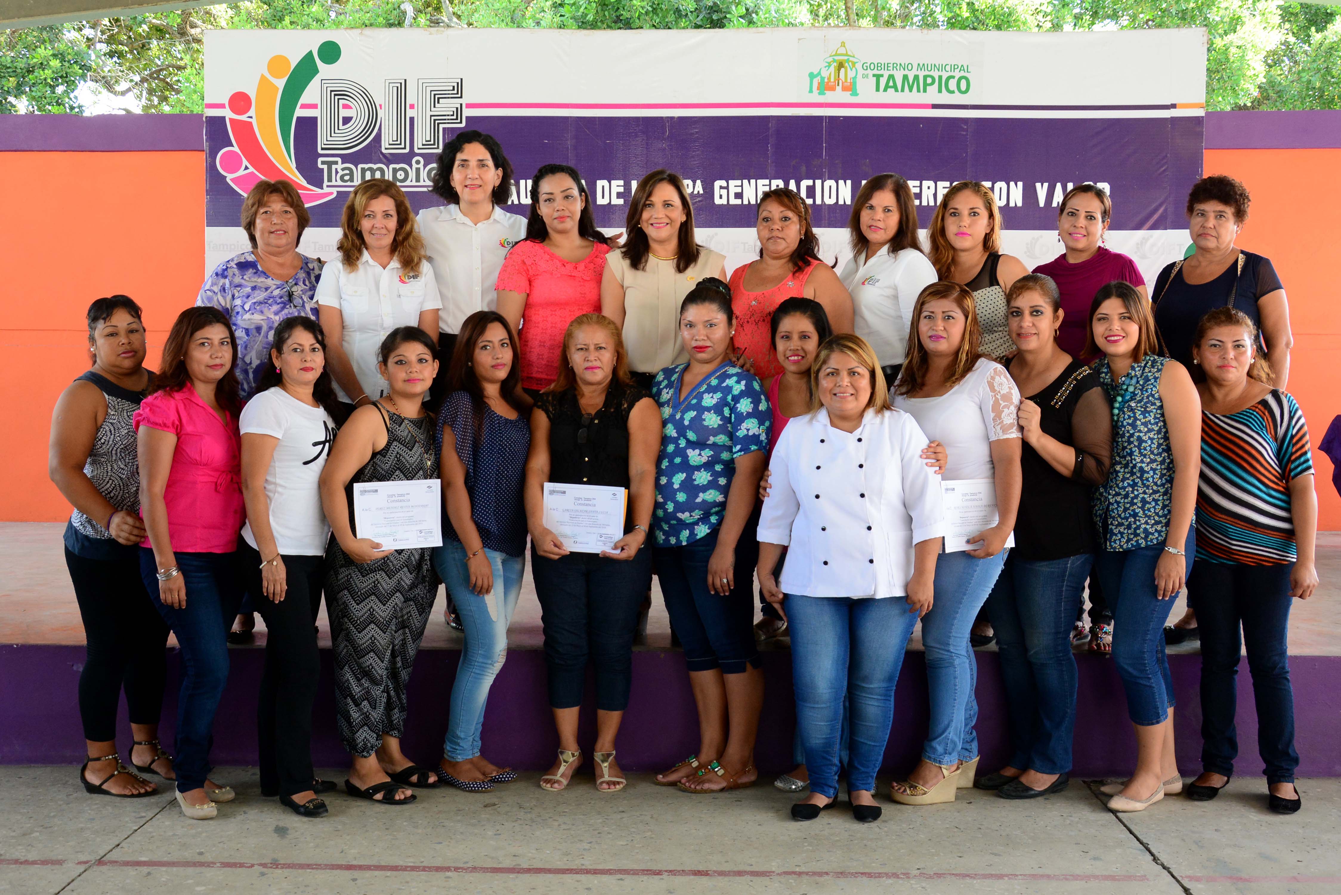 Finalizan su preparación alumnas del programa “Mujeres con Valor”