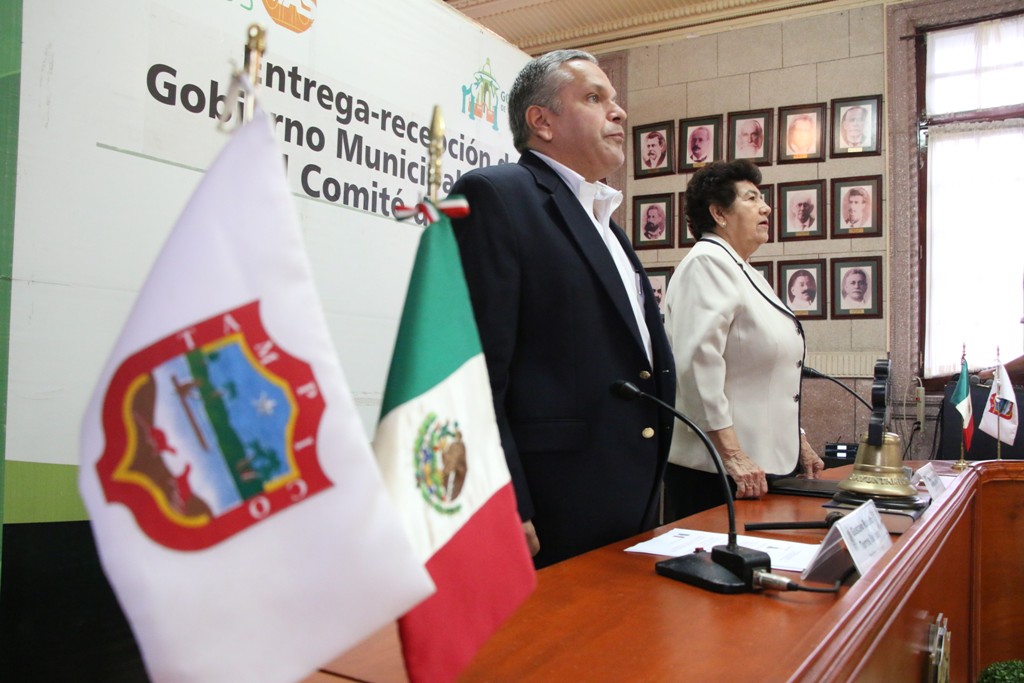 Inician Gustavo Torres y Magdalena Peraza proceso de entrega - recepción