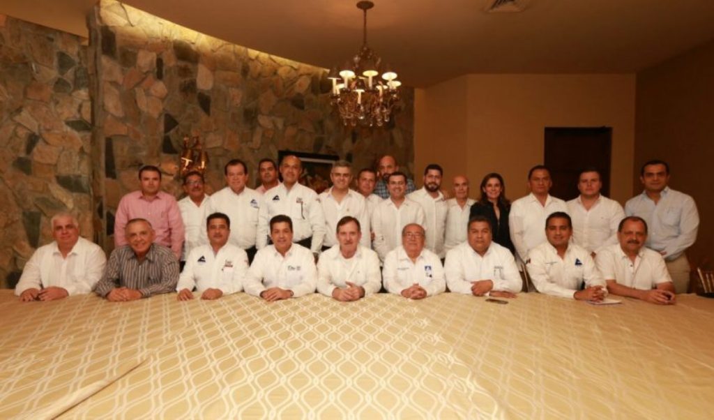 Se reúne gobernador con presidentes de cámaras de comercio de Tamaulipas Se reúne gobernador con presidentes de cámaras de comercio de Tamaulipas