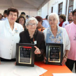 Acude Magdalena Peraza al 80 aniversario de la primaria Mártires de la Revolución