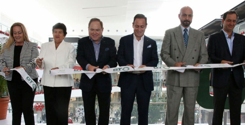 Magdalena Peraza asiste a la Ceremonia Oficial de Apertura de ALTAMA City Center