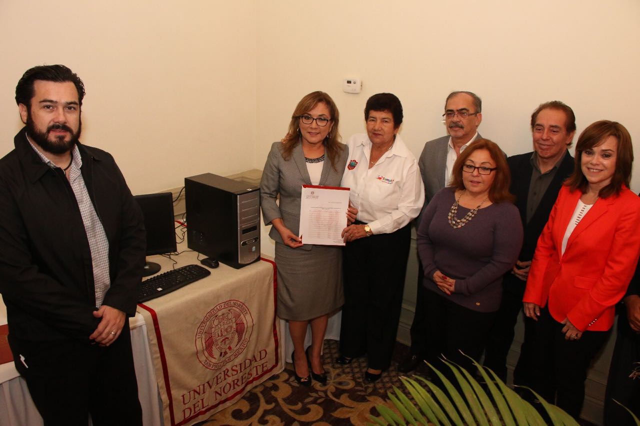 Recibe gobierno de Tampico donación de 20 computadoras que serán entregadas a escuelas necesitadas