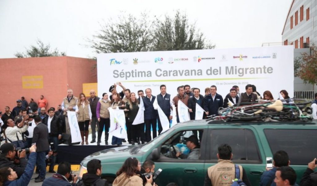 Reciben gobernadores de Nuevo León, San Luis Potosí y Tamaulipas a paisanos en Nuevo Laredo