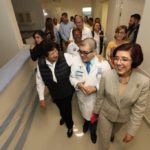 Recorre Magdalena Peraza construcción del hospital del ICEST en la colonia Enrique Cárdenas