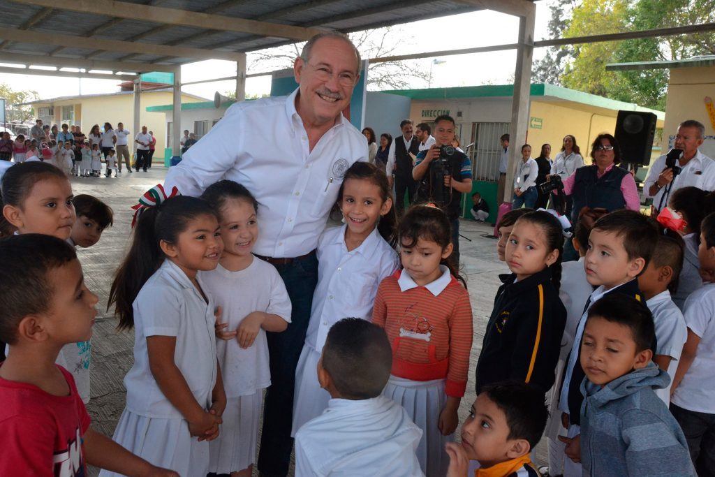 Más de 60 solicitudes de infraestructura educativa, fueron atendidas por el municipio