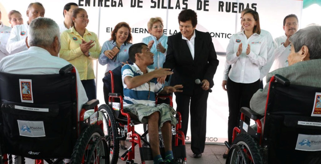 Entrega Ayuntamiento de Tampico Sillas de Ruedas a personas vulnerables Entrega Ayuntamiento de Tampico Sillas de Ruedas a personas vulnerables