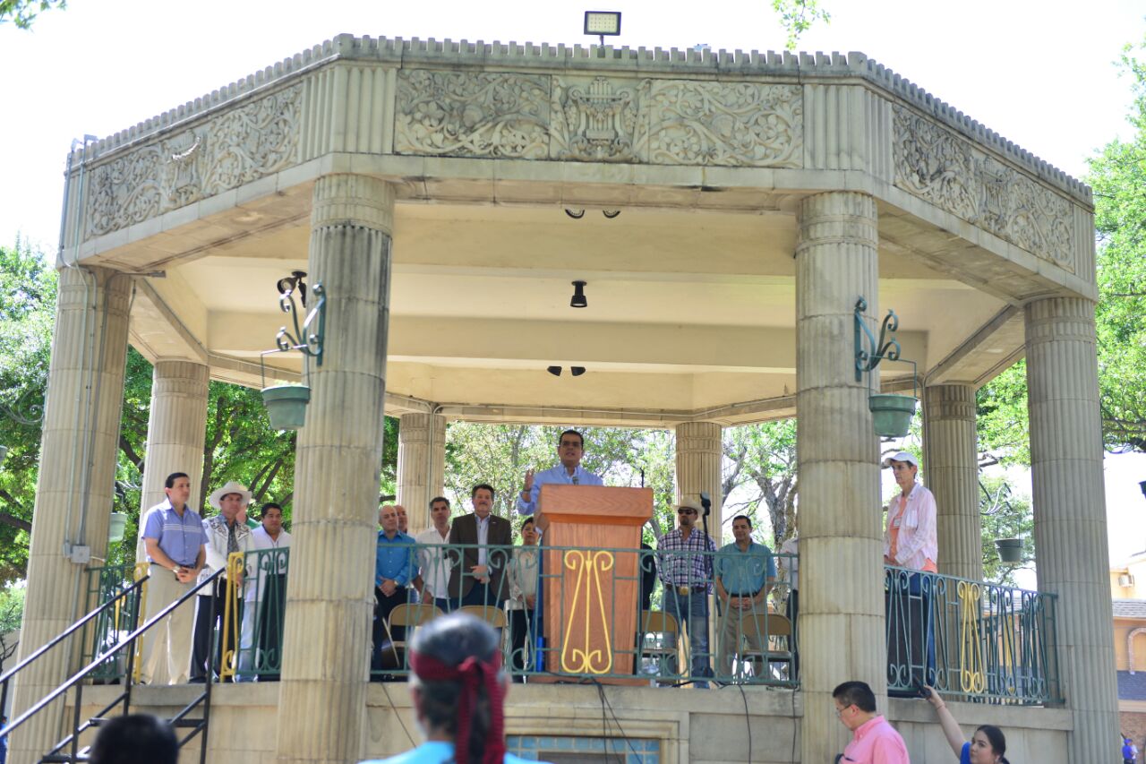 Se solidariza región Laredos contra el muro