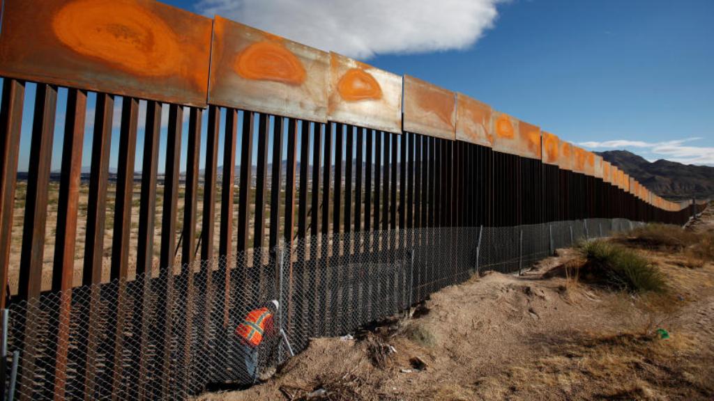 Líder republicano descarta que México pague por el muro
