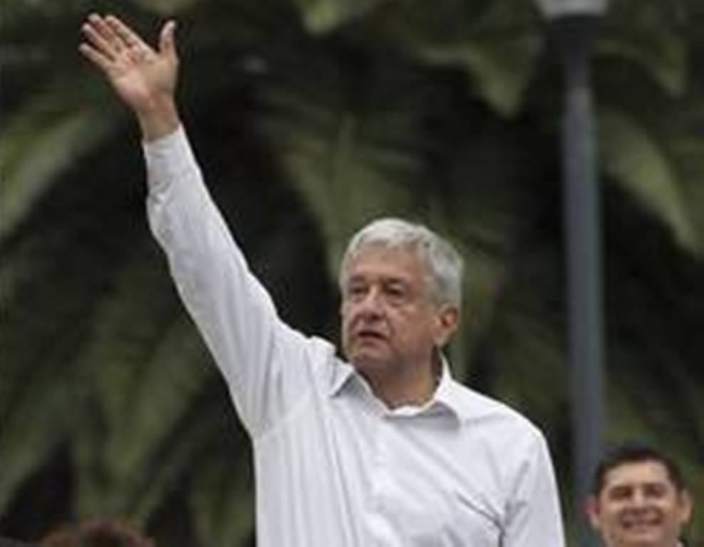 AMLO pide a EU no interferir en los comicios de 2018