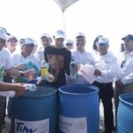 Participan dos mil personas en limpieza de Playa de la Pesca