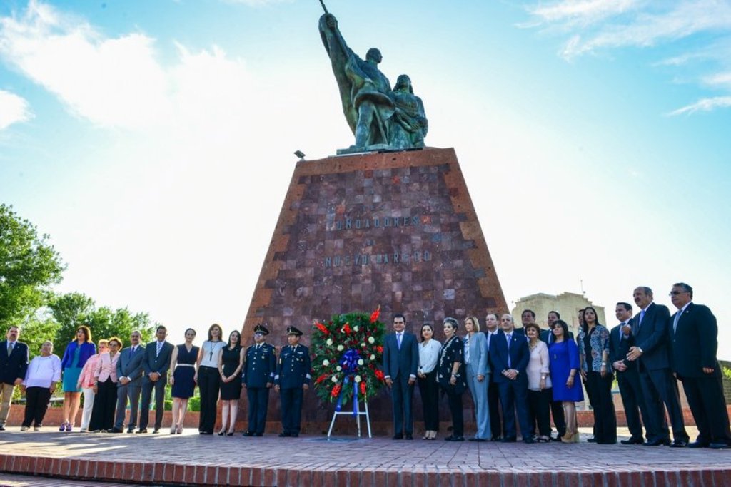Ceremonia cívica en conmemoración del 169 aniversario de Nuevo Laredo