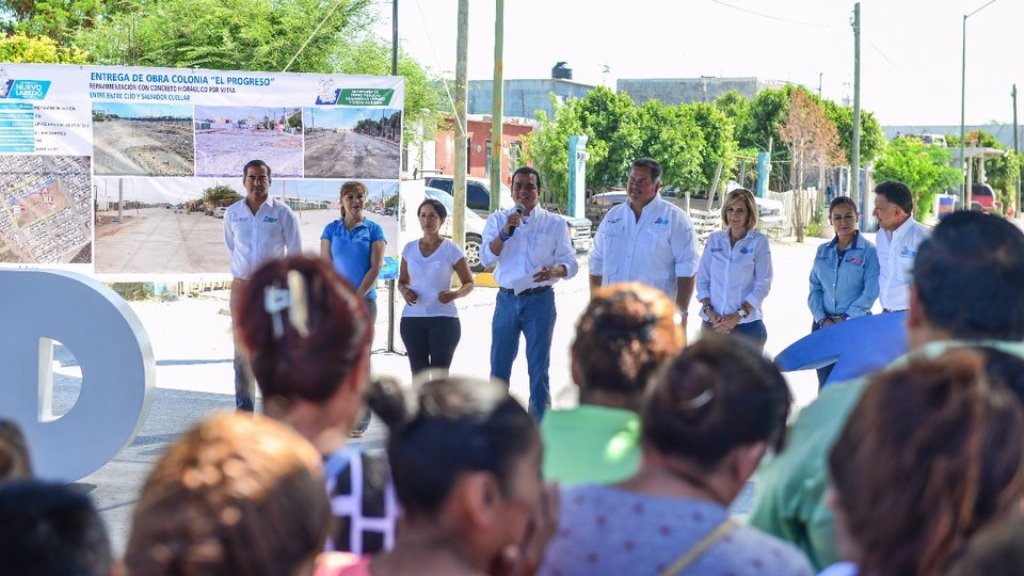 Reciben pavimentaciones habitantes de El Progreso