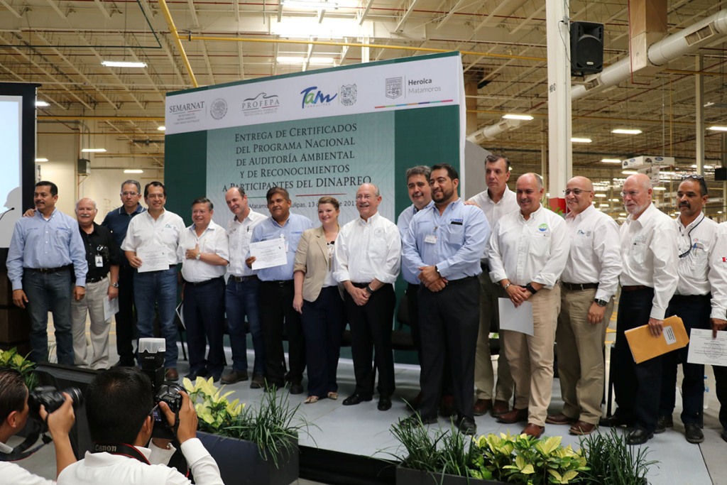 Jesús de la Garza refrenda compromiso con el medio ambiente Jesús de la Garza refrenda compromiso con el medio ambiente
