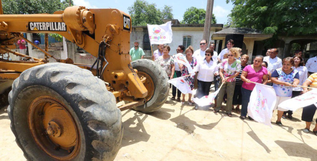 A pesar de la adversidad económica estamos iniciando obras todos los días: Magdalena Peraza