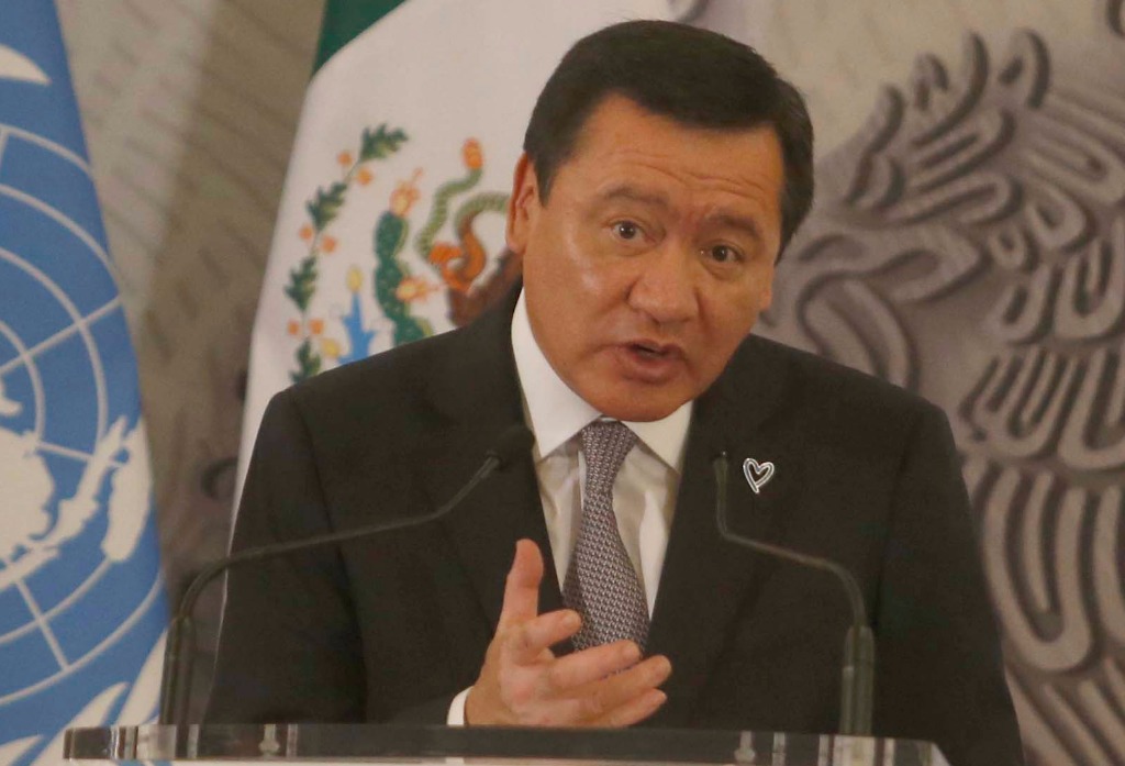 INE exonera a Osorio Chong por propaganda en redes