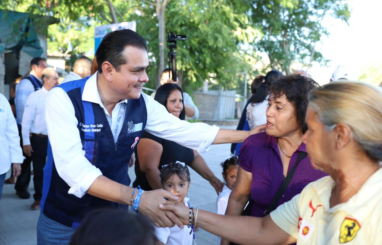 Van 35 calles pavimentadas en la colonia Francisco Villa