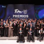 Entrega gobernador premio estatal de la juventud