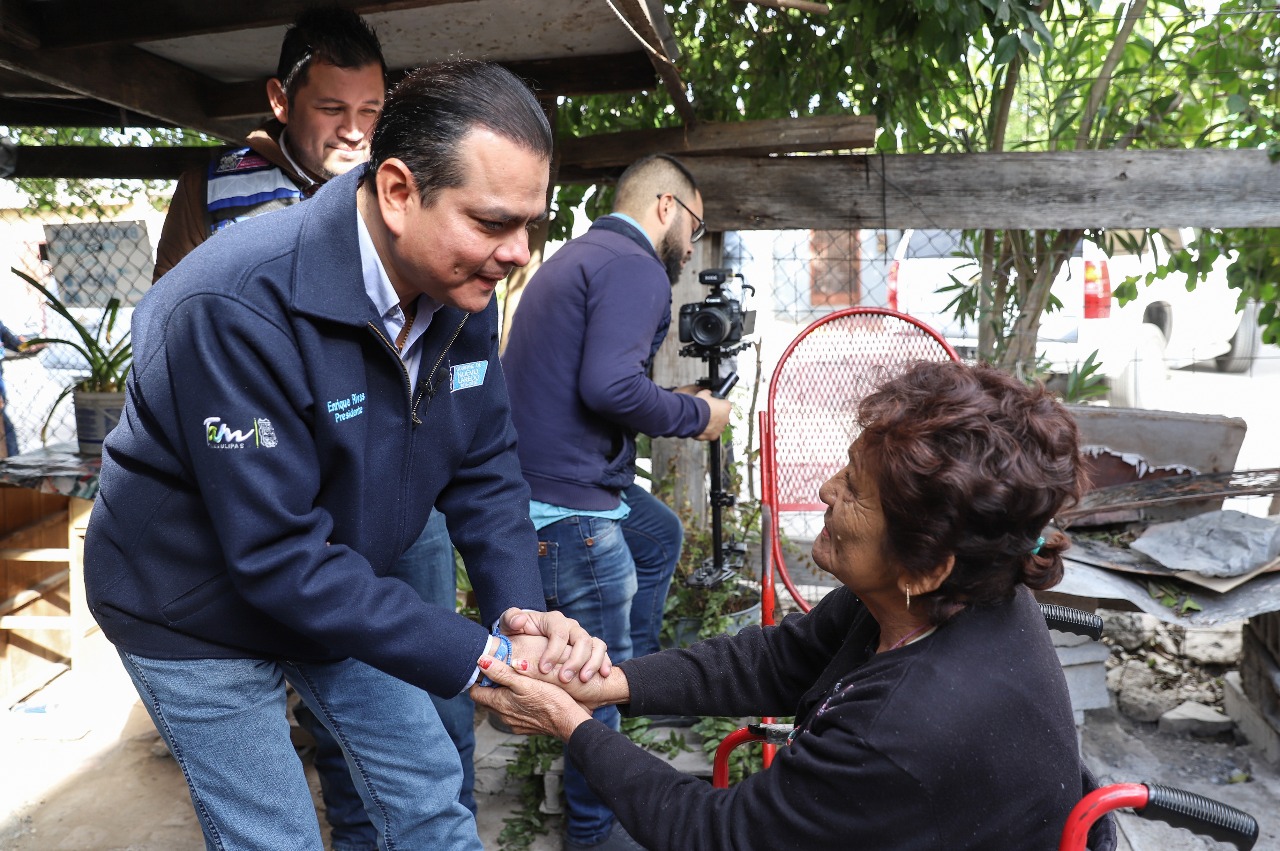 Da seguimiento Enrique Rivas al programa “Médico a tu Puerta” Da seguimiento Enrique Rivas al programa “Médico a tu Puerta”