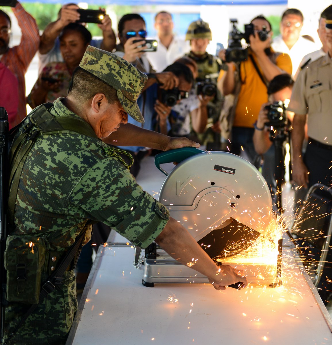 Convocan a la población al canje de armas de fuego Convocan a la población al canje de armas de fuego