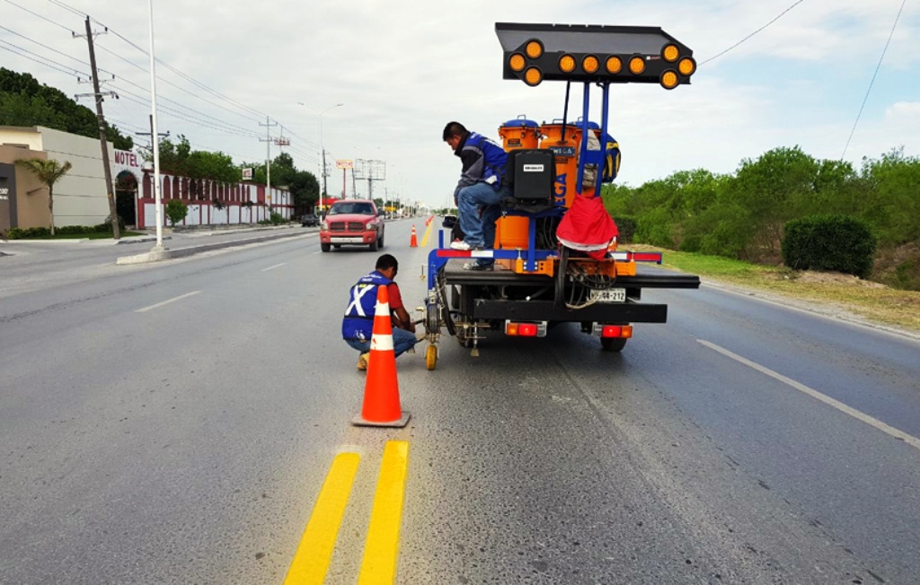 Refuerza gobierno municipal seguridad vial en carretera Ribereña