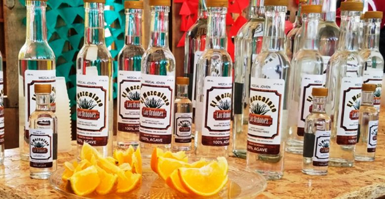Se fortalece industria del mezcal en Michoacán: Sedeco Se fortalece industria del mezcal en Michoacán: Sedeco