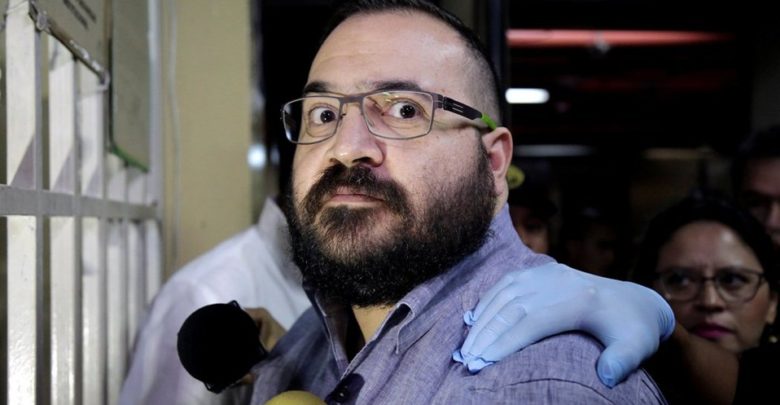 Sentencian a Javier Duarte a 9 años de cárcel