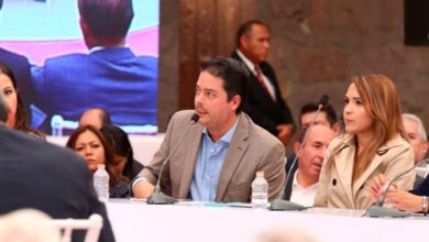 Posible, afrontar problemas en Michoacán con una sociedad bien informada: Juan Carlos Laris