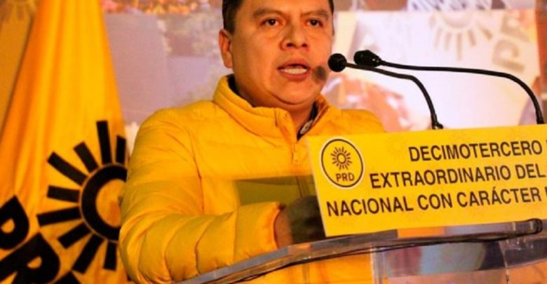 Renuncia Manuel Granados a dirigencia nacional del PRD
