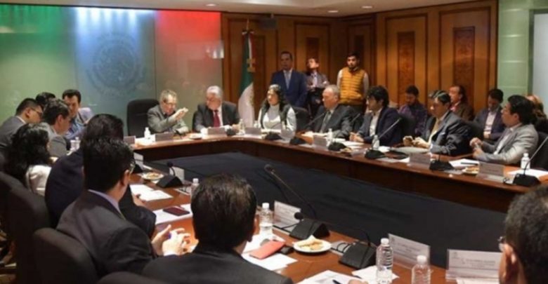 Afinan detalles para toma de protesta de López Obrador