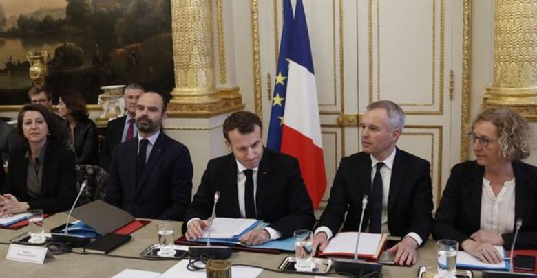Macron alista respuesta a “grave” crisis en Francia Macron alista respuesta a “grave” crisis en Francia
