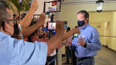 Reaparece Cabeza de Vaca en Tamaulipas; Pide se revise su caso a fondo