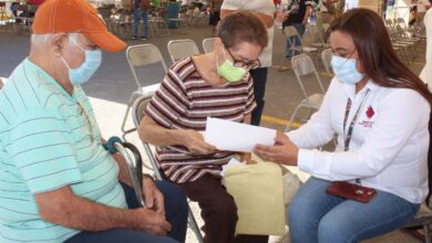 Aprovechan usuarios oficina itinerante de COMAPA en Nuevo Laredo para realizar trámites