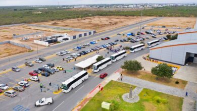 Replicarán en toda la frontera de México el sistema de vacunación Nuevo Laredo-Laredo