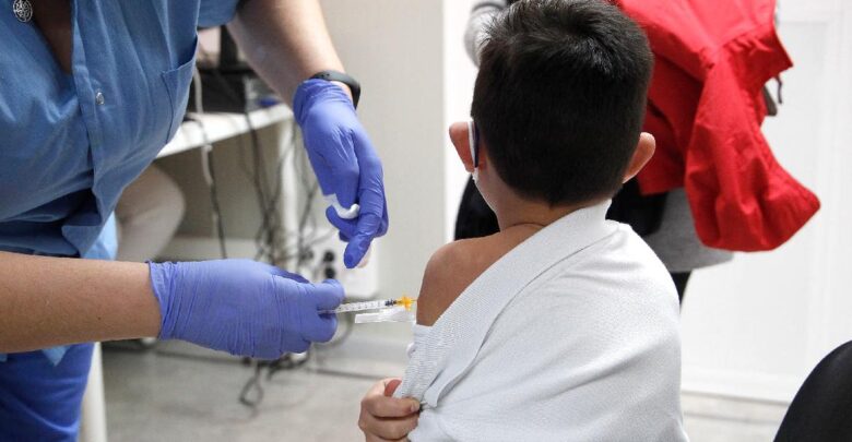 Vacunación contra COVID-19 en menores de 5 a 11 años inicia el 27 de junio