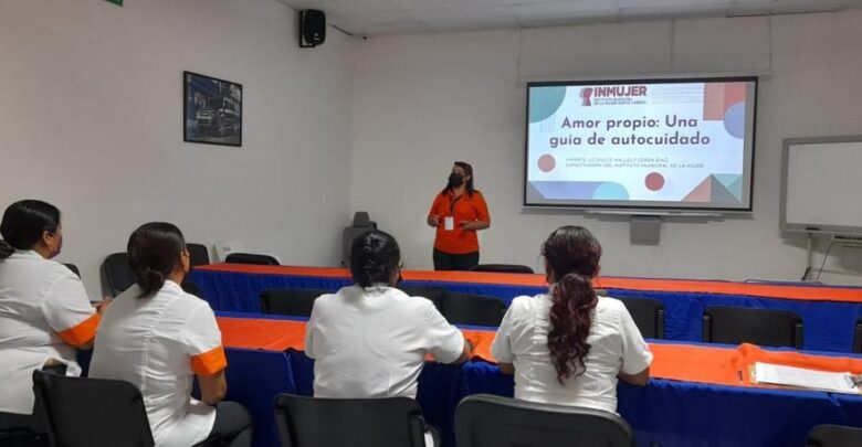 Realizan pláticas para prevenir violencia de género en empresas maquiladoras