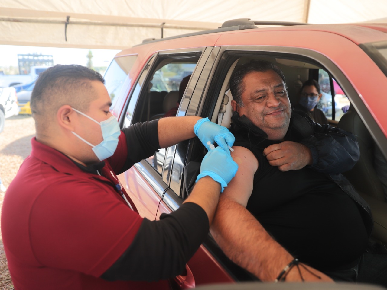 En un año han vacunado a más de 100 mil ciudadanos contra COVID-19 en Nuevo Laredo
