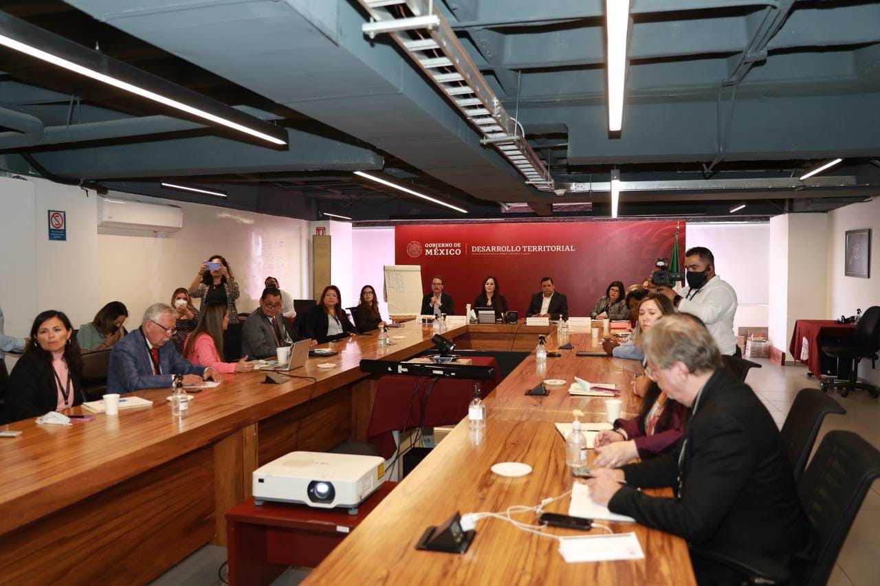 Alcaldesa de Nuevo Laredo gestiona ante SEDATU proyectos para el desarrollo metropolitano de la ciudad