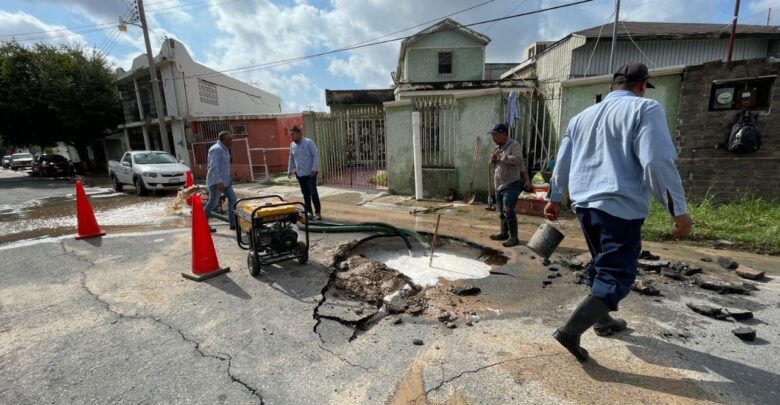 Atiende 072 reportes de COMAPA; dan solución a fugas y quejas ciudadanas