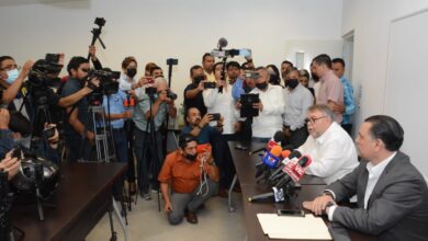 Haremos la transición con transparencia y con apego a la legalidad: Lavín