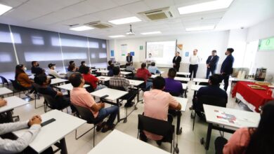 Realizan seminario de capacitación para industria maquiladora en Nuevo Laredo