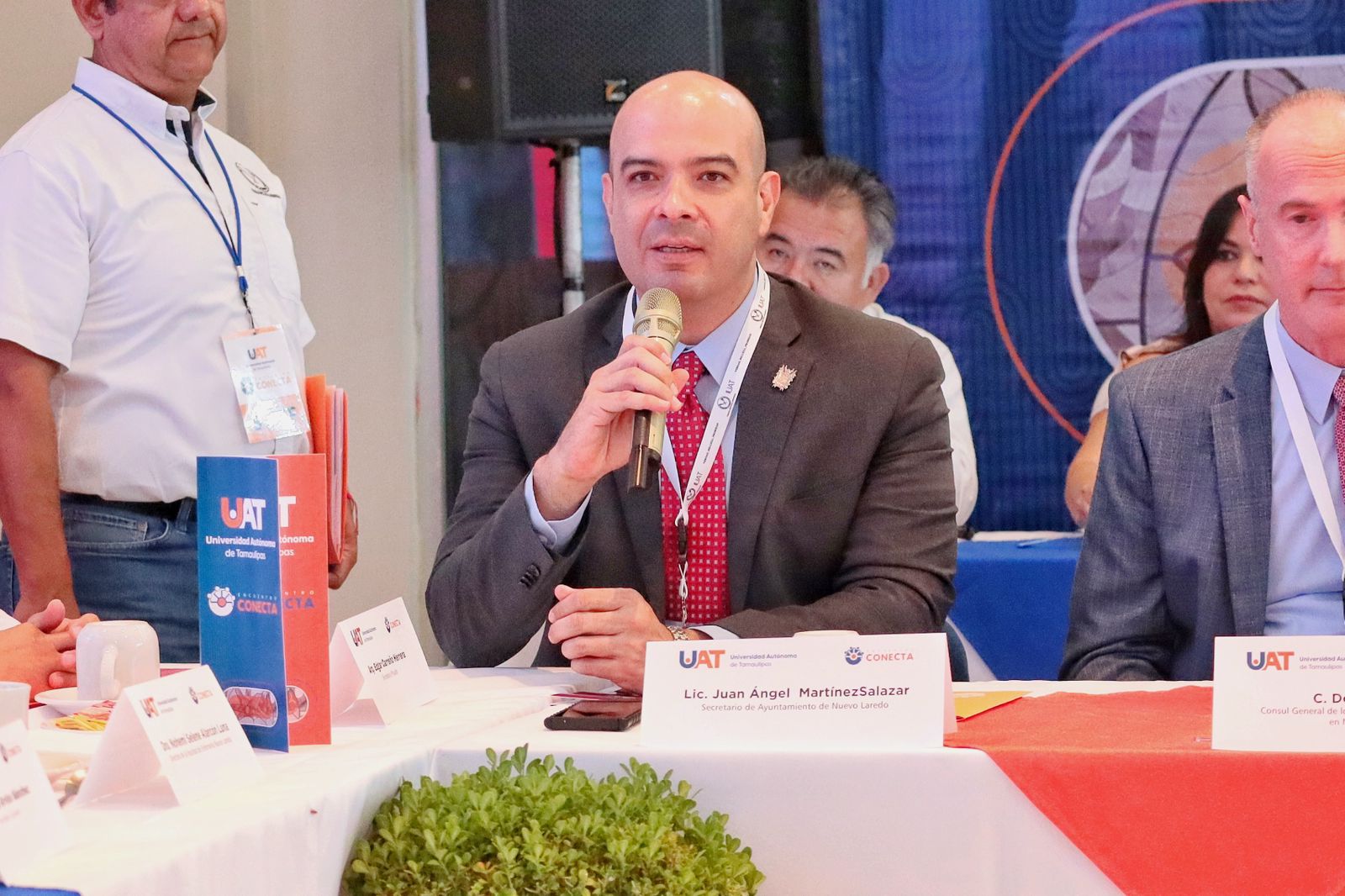 Participa Gobierno de Nuevo Laredo en foro para fortalecer educación superior