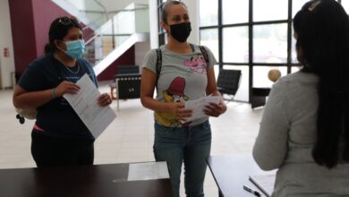 Inicia con buena respuesta entrega de solicitudes para becas UNE